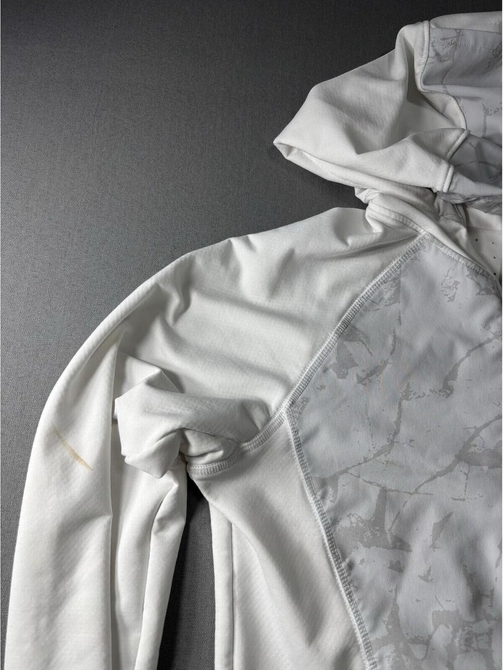 Under Armour Women’s Outrun The Cold 1/2 Zip Hoodie - White- Small - Picture 2 of 15